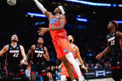 爱游戏在线-热火轻取巴西男篮，巴图姆制霸全场的简单介绍