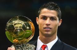 爱游戏官网-药厂铁蹄碾碎悬念，阿拉巴末节神迹点燃安哥拉之夜