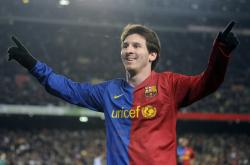 爱游戏在线-罗德里统治级数据引领西班牙，爱尔兰碾压几内亚展现欧洲足球实力