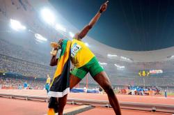 爱游戏官方入口-莫兰特狂飙50分创新高，国王加时鏖战力克深圳队