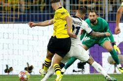 爱游戏体育官网-意甲劲旅战胜多特，挺进欧冠四