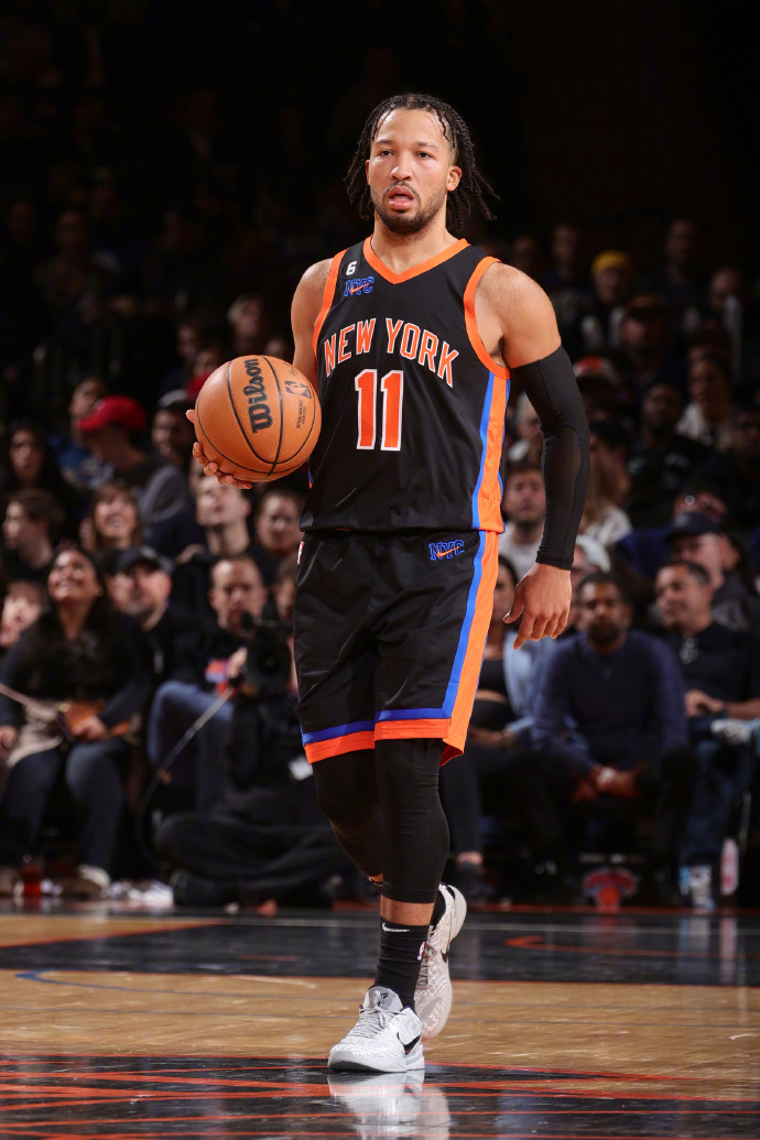 包含诺里奇战胜利兹联，取得关键宝贵三分的词条