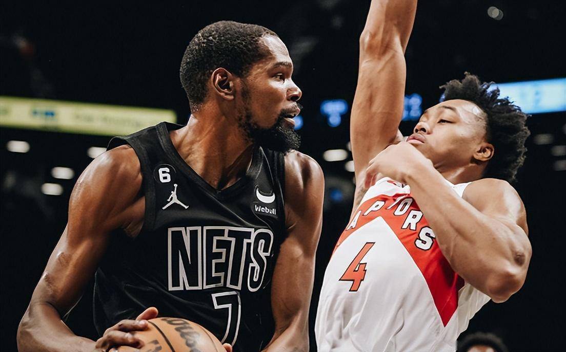 包含诺里奇战胜利兹联，取得关键宝贵三分的词条