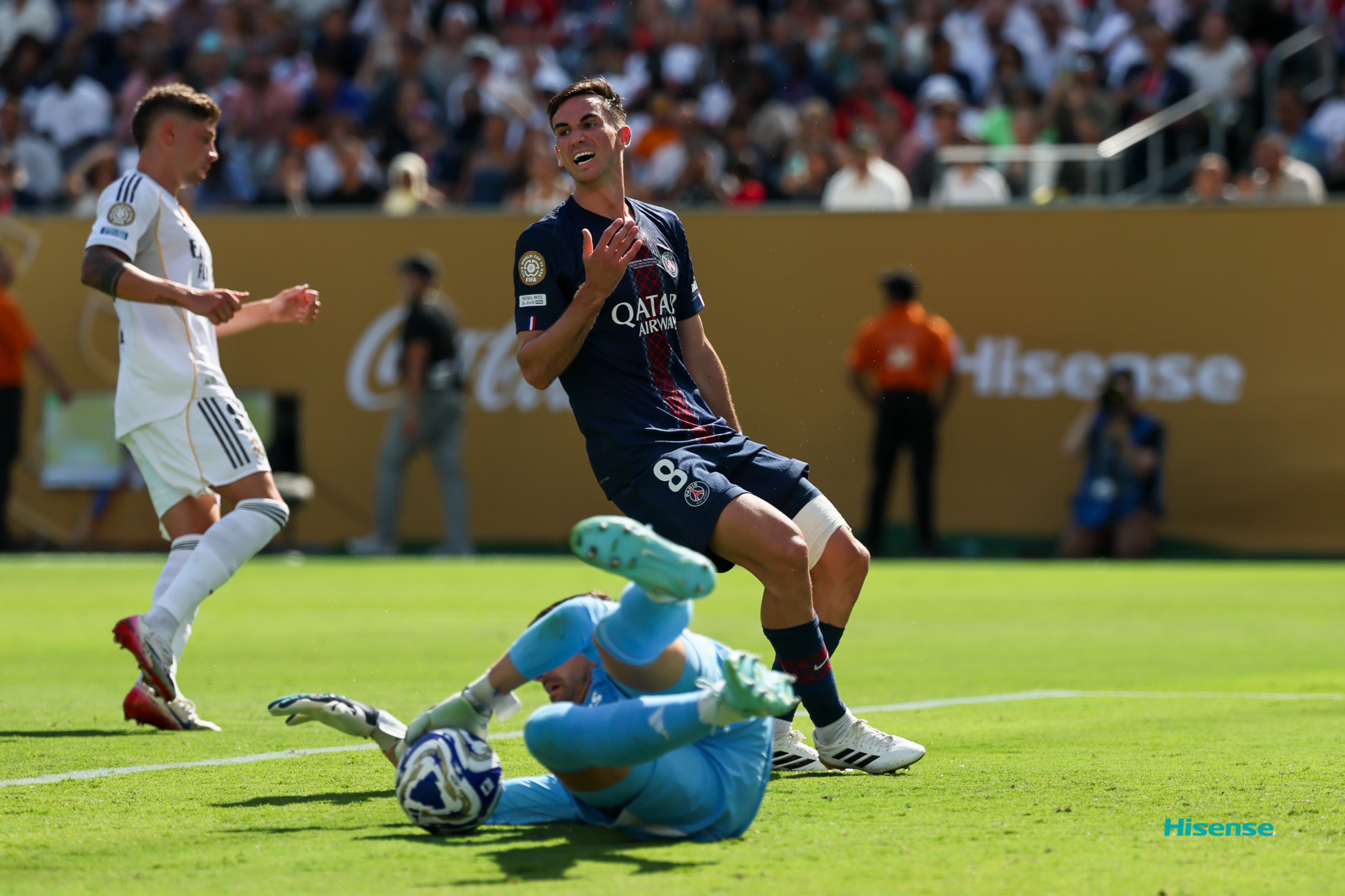 法国主场战胜圭亚那,提前出线 法国主场战胜圭亚那,提前出线