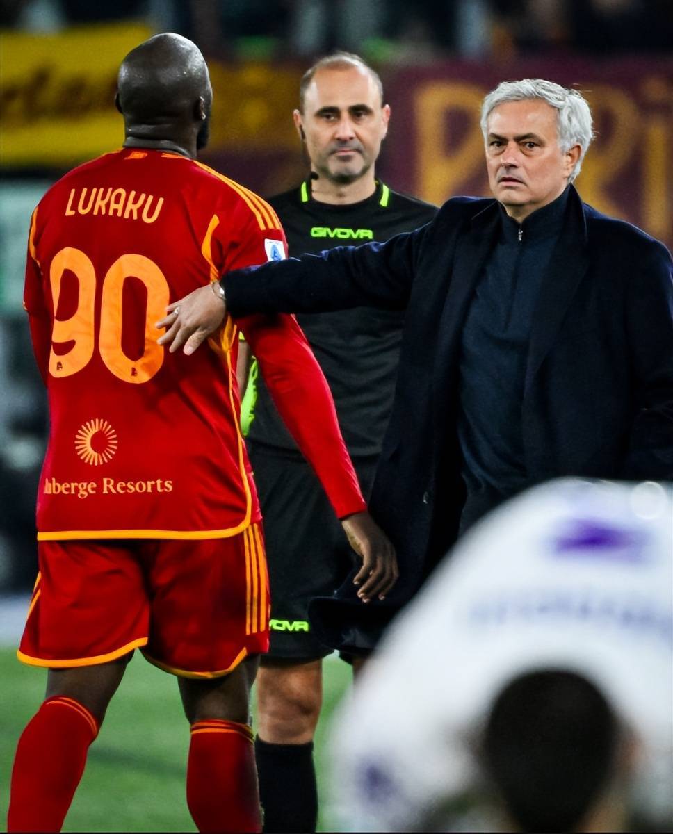 意甲中下游球会欲聘请穆里尼奥拯救形势的简单介绍 意甲中下游球会欲聘请穆里尼奥拯救形势的简单介绍