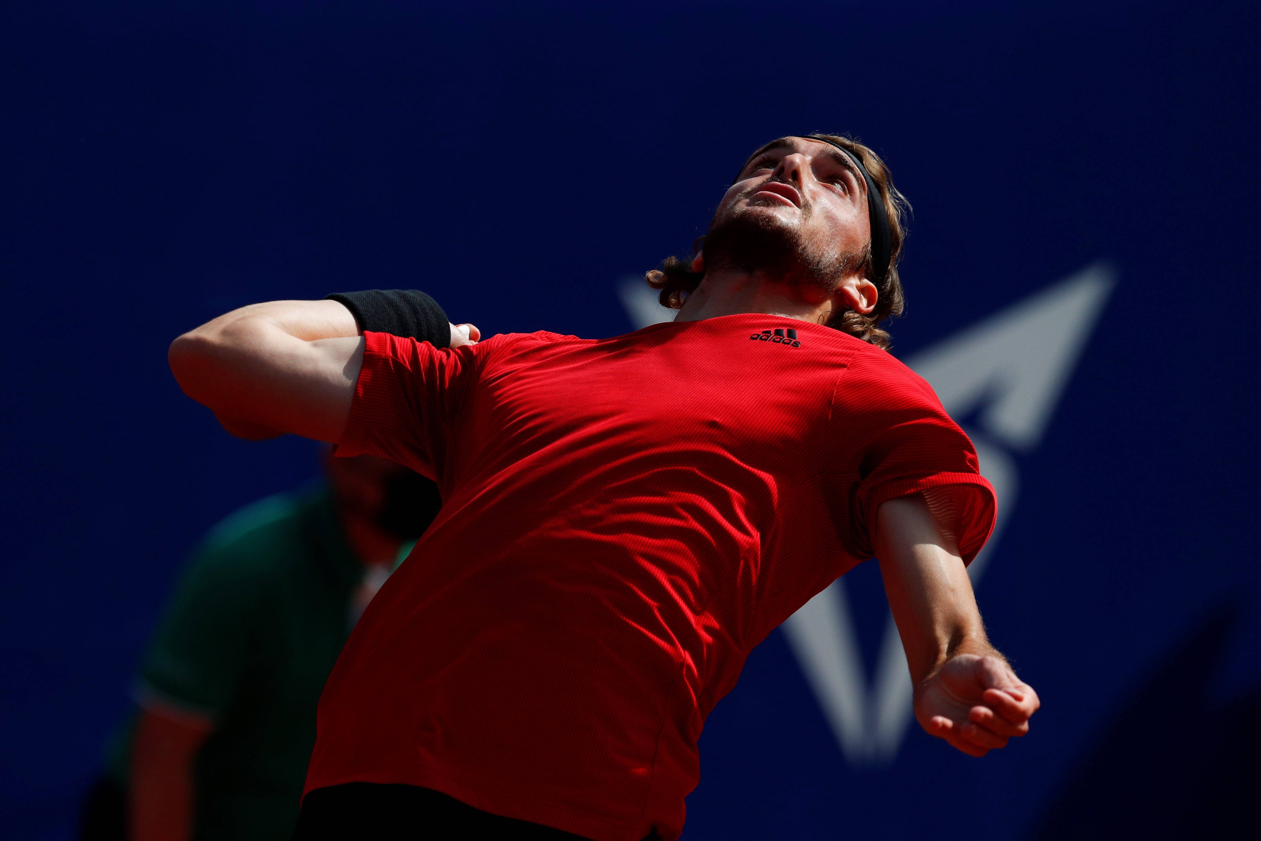 包含西班牙网球队完胜世界网球队，纳达尔一己之力扛起全队的词条