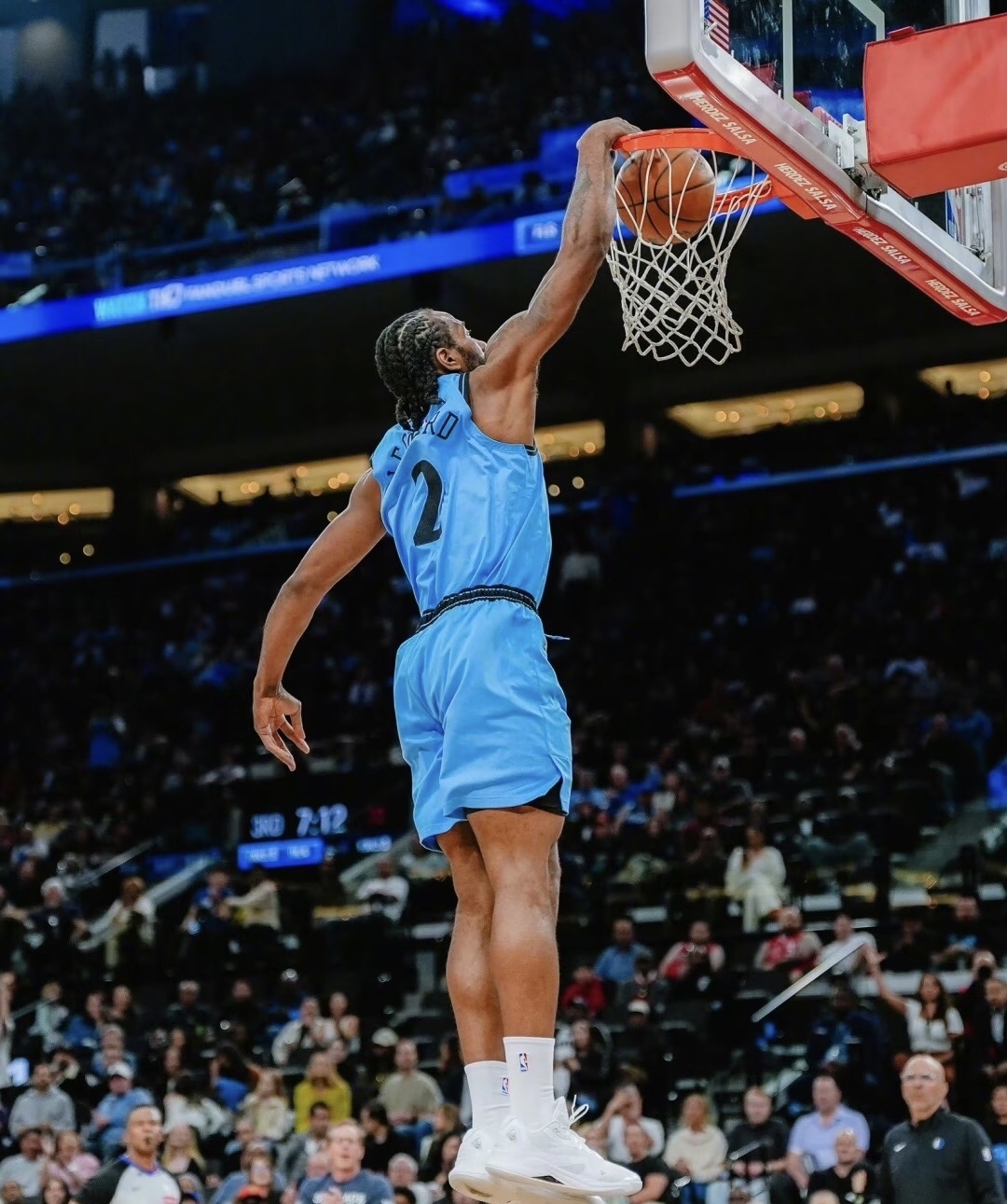 奇才爆冷篮网，伦纳德三分雨点燃全场的简单介绍