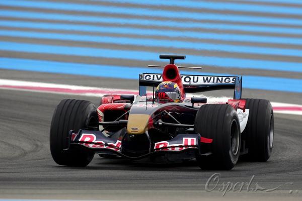 索伯车队完胜红牛二队,拉塞尔刷新纪录的简单介绍 索伯车队完胜红牛二队,拉塞尔刷新纪录的简单介绍