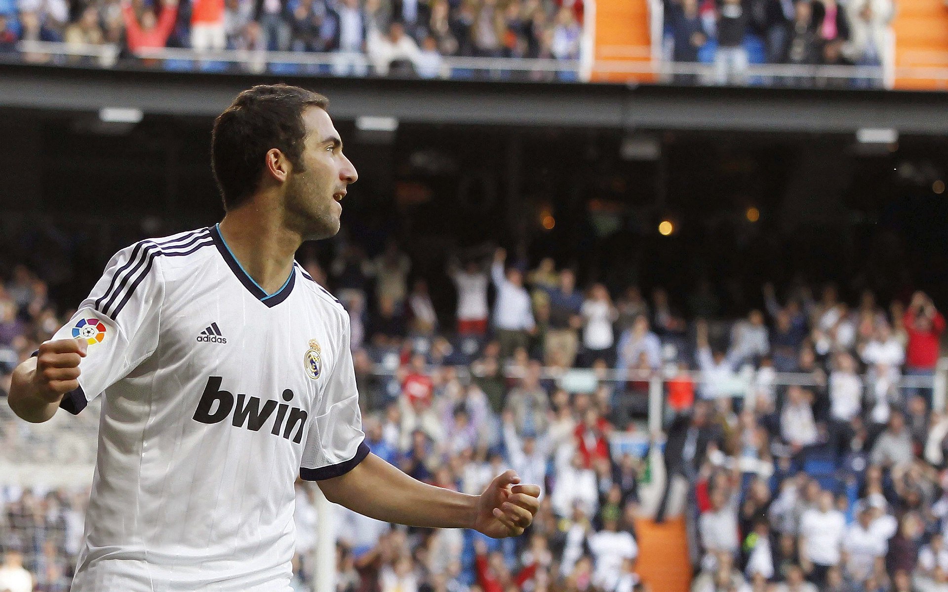 范弗利特扛起全队,上海队如何以坚韧意志带走快船